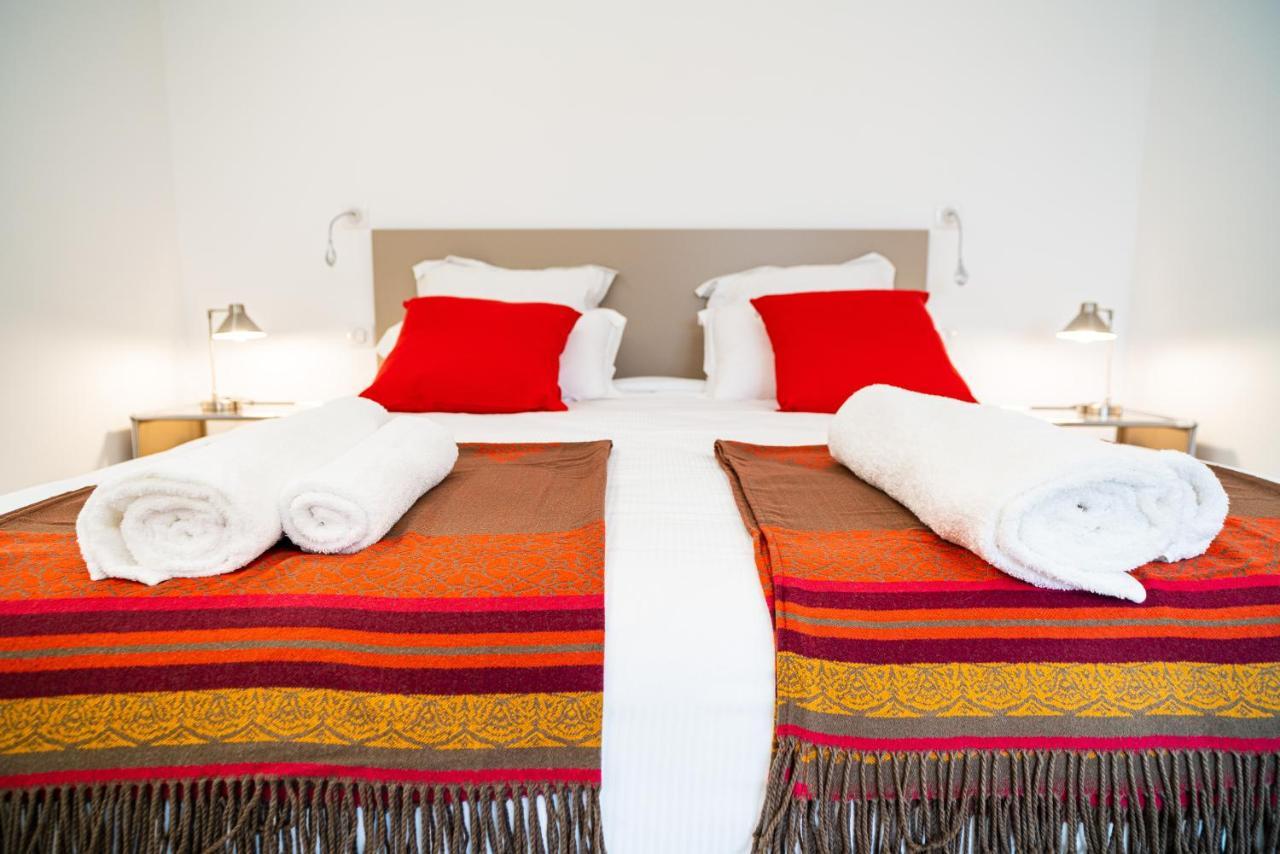 Les Sources Du Val Bed & Breakfast Saint-Pierre-du-Val Dış mekan fotoğraf